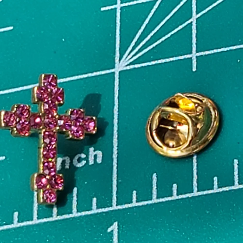 Cross Pin pink - Picture 4 of 12